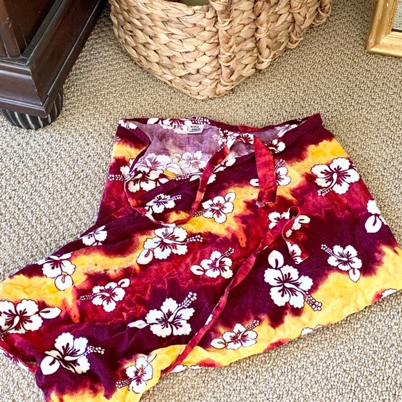 5/$25 - Hawaiian Swim Wrap - Picture 4 of 4